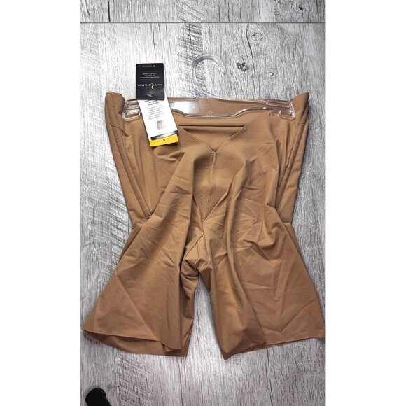 Shape Revelation Hourglass Thigh Shaper Moderate Control Shapewear by Wacoal S B - Picture 3 of 6